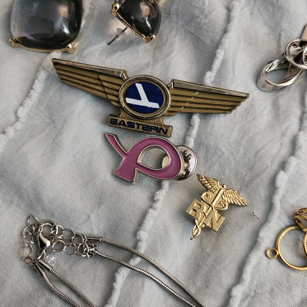 Assorted Jewelry Accessory Group - Picture 6 of 12